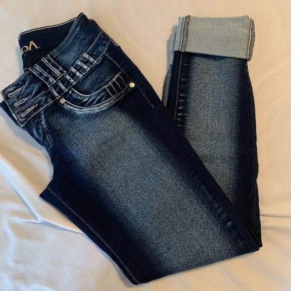 Women’s Jeans 👖 - Picture 2 of 4